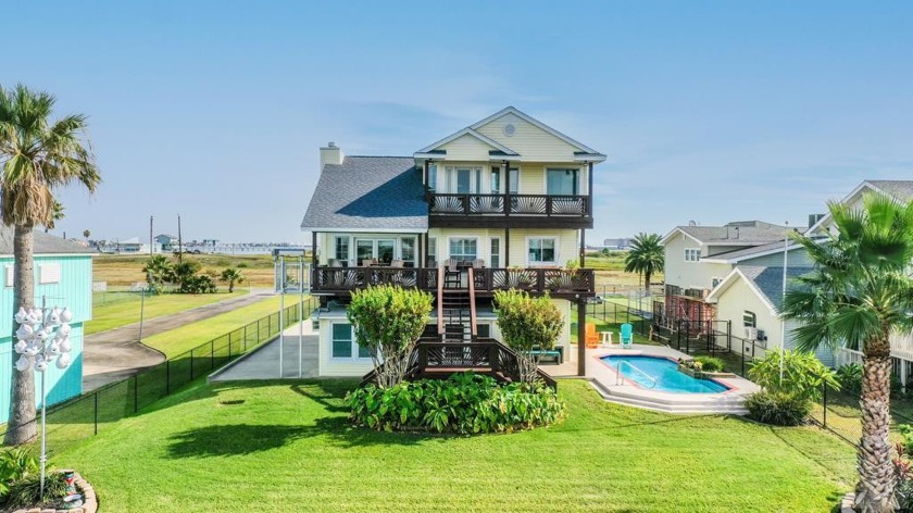 ENJOY YOUR SUNSETS, BAY BREEZES VIEWING YOUR BEAUTIFULLY - Beach Home for sale in Galveston, Texas on Beachhouse.com