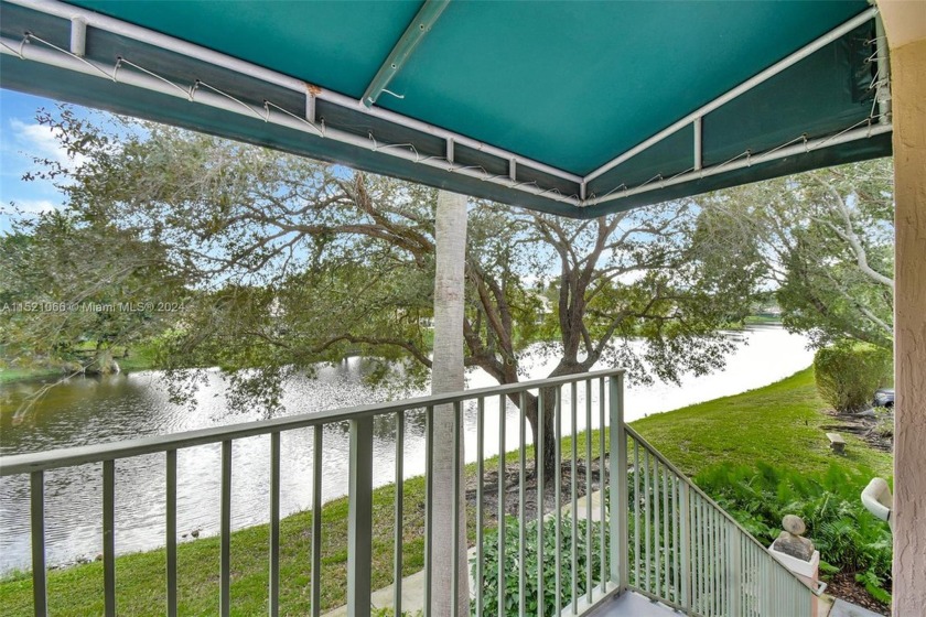 Stunning High Ceiling 3/2 condo available. Style, comfort, and - Beach Condo for sale in Miramar, Florida on Beachhouse.com