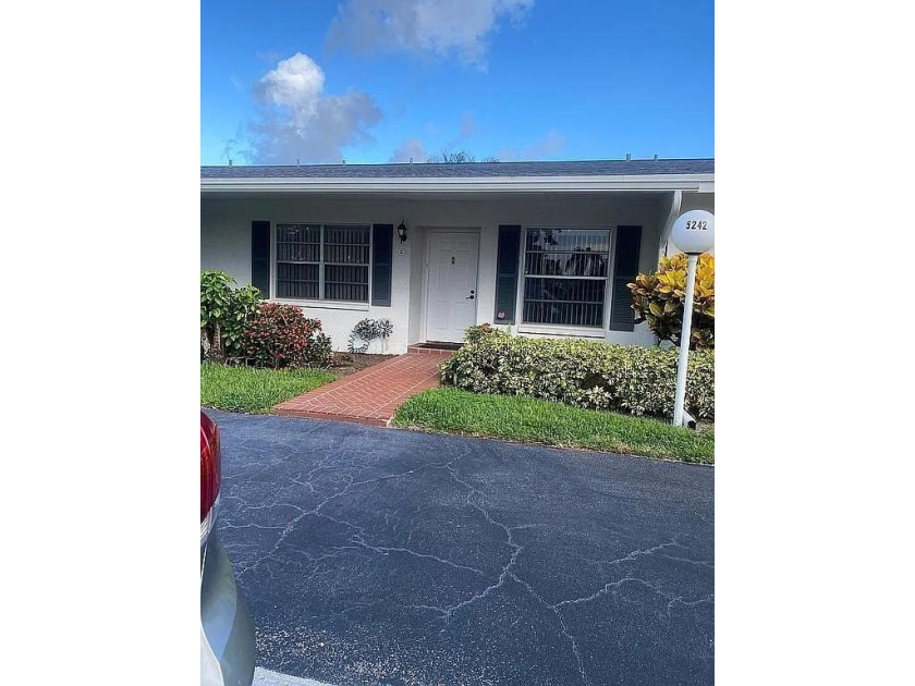 ready to sell,  this home is completely remodeled with all new - Beach Home for sale in Delray Beach, Florida on Beachhouse.com