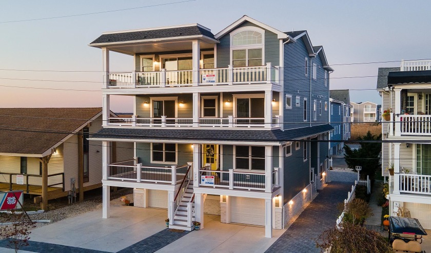 Welcome to 229 82nd Street where you will find a top of the line - Beach Townhome/Townhouse for sale in Sea Isle City, New Jersey on Beachhouse.com
