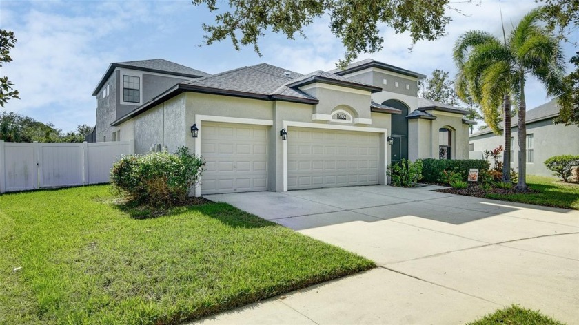 YOU JUST CLICKED on THE MOST SPACIOUS 5 BEDROOM+STUDY+BONUS - Beach Home for sale in Riverview, Florida on Beachhouse.com