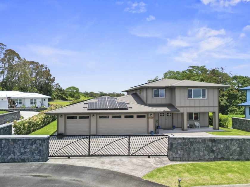 Welcome to your dream home--a custom executive residence tucked - Beach Home for sale in Hilo, Hawaii on Beachhouse.com