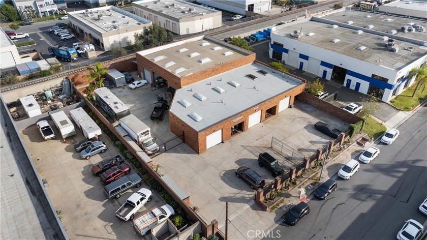 Position your business in the heart of Huntington Beach's proven - Beach Commercial for sale in Huntington Beach, California on Beachhouse.com