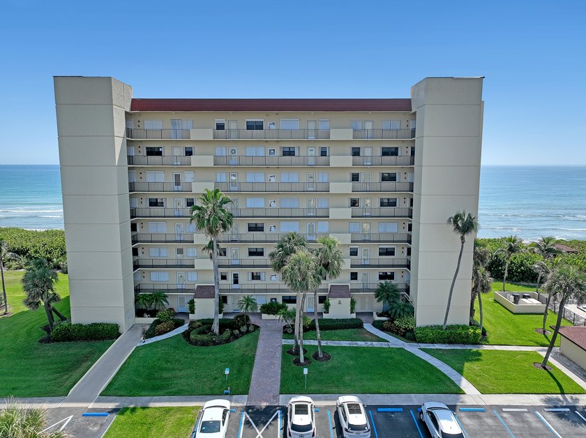 A rare find.BEST VIEWS of the ocean and intracostal. Sand Dollar - Beach Condo for sale in Jensen Beach, Florida on Beachhouse.com