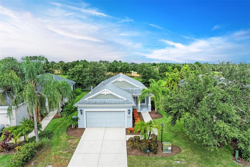 Welcome home to your beautiful, lakefront home in the highly - Beach Home for sale in Bradenton, Florida on Beachhouse.com