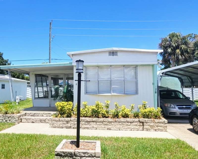 This 2 bedroom , 2 bath was remodeled to perfection! From the - Beach Home for sale in Port Orange, Florida on Beachhouse.com