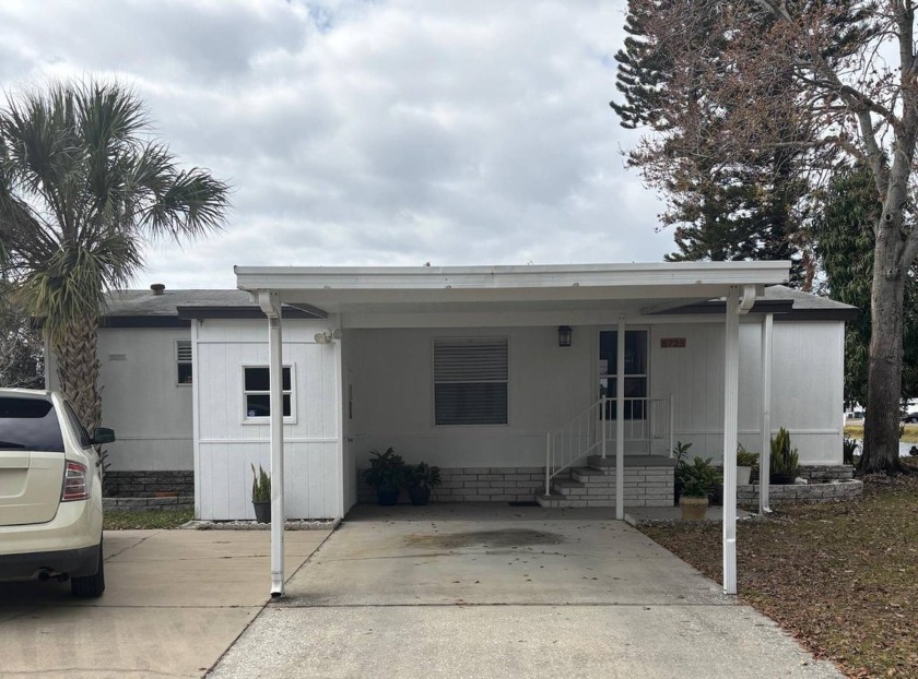 This home is in a great location both within west Tampa and in - Beach Home for sale in Tampa, Florida on Beachhouse.com