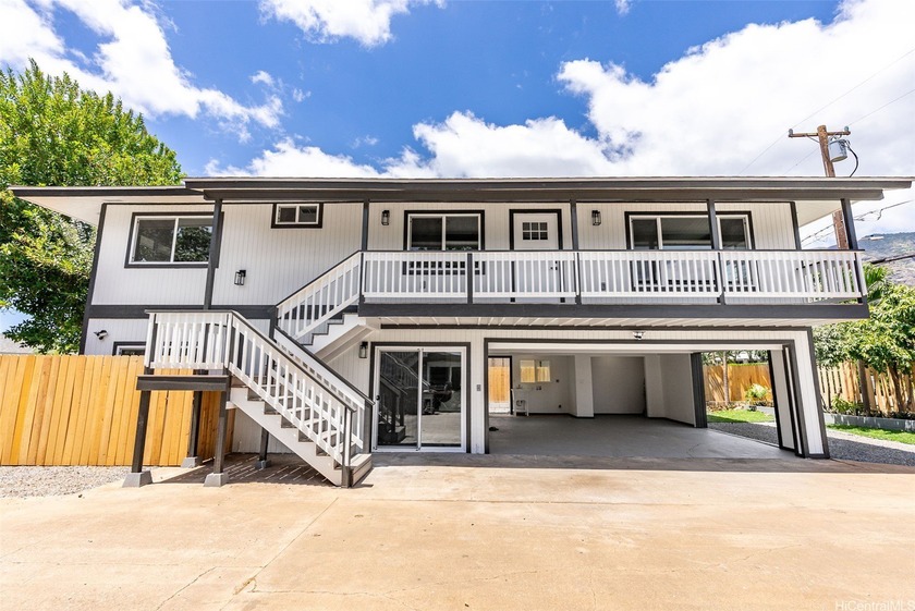 Completely remodeled and move-in ready! This stunning - Beach Home for sale in Waianae, Hawaii on Beachhouse.com