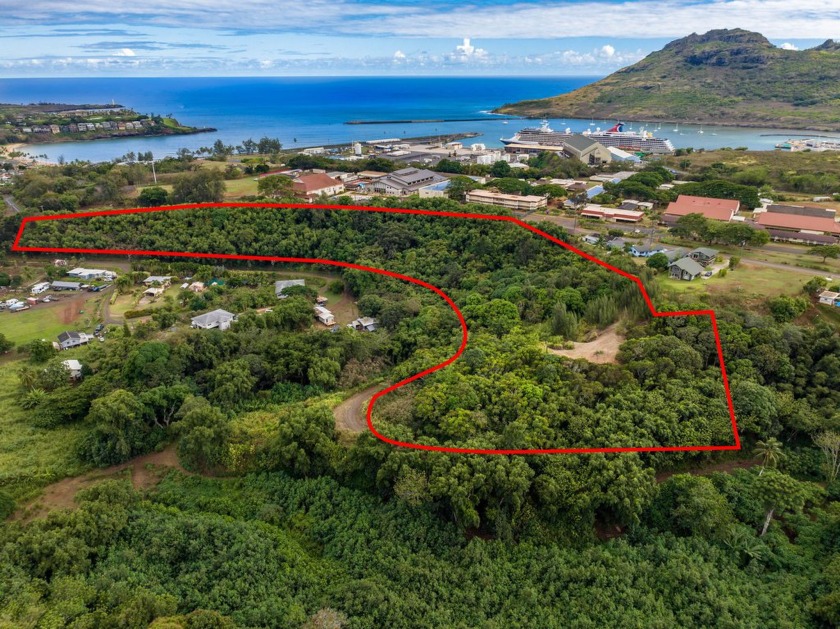 Minutes from Kalapaki Bay, this 7+ acre parcel in Lihue offers a - Beach Acreage for sale in Lihue, Hawaii on Beachhouse.com