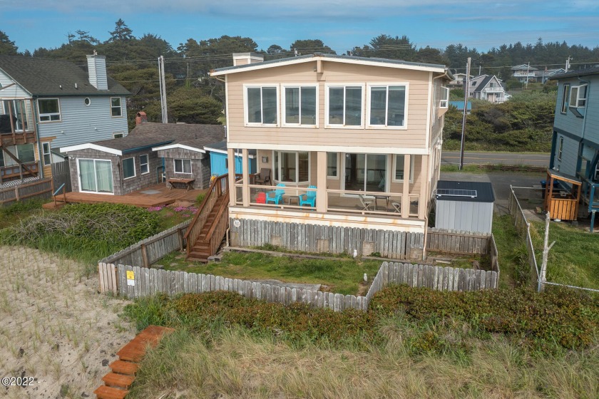 Gorgeous OCEAN FRONT home with STAIRS TO THE BEACH and a FULLY - Beach Home for sale in Waldport, Oregon on Beachhouse.com