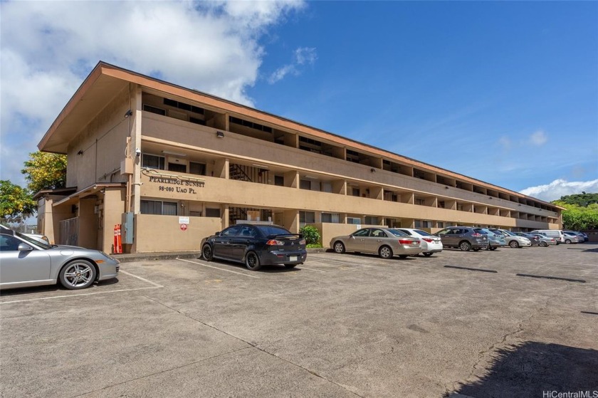 Nestled next to the Pearlridge Shopping Center, this unit offers - Beach Apartment for sale in Aiea, Hawaii on Beachhouse.com