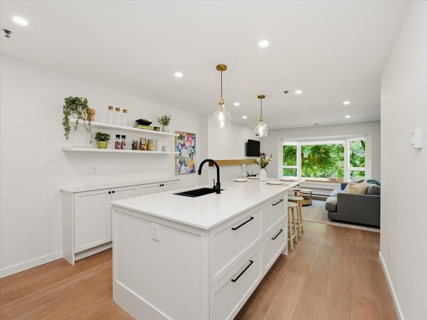 Welcome to this beautifully renovated one-bedroom home in the - Beach Condo for sale in Vancouver, British Columbia on Beachhouse.com