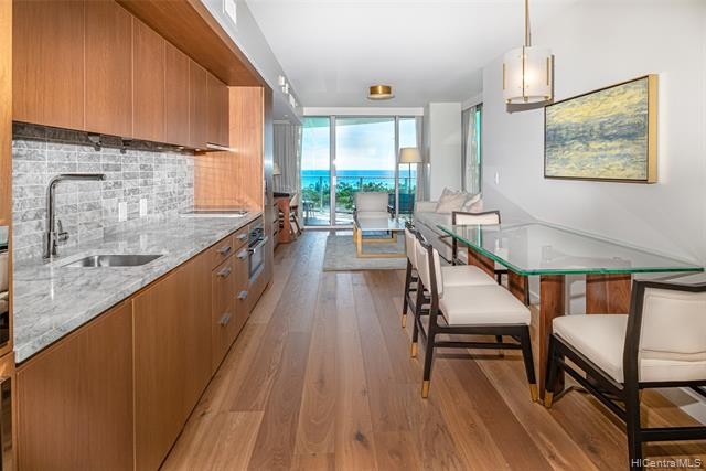 Own this luxury resort-like condo and experience living at its - Beach Condo for sale in Honolulu, Hawaii on Beachhouse.com