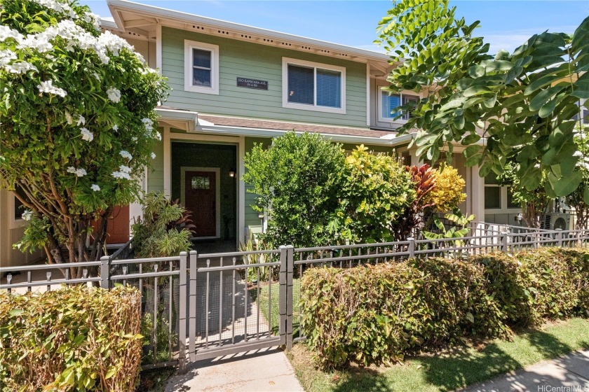 Highly desirable 2 bed, 2.5 bath townhome in Pohakala at Mehana! - Beach Condo for sale in Kapolei, Hawaii on Beachhouse.com