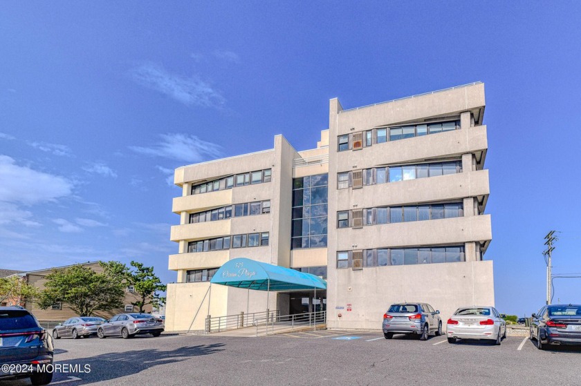 Stunning ocean view open floor plan Condominium renovated - Beach Condo for sale in Long Branch, New Jersey on Beachhouse.com