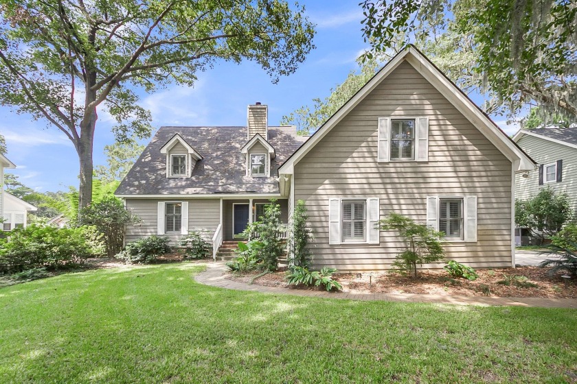 Tucked away amidst the peaceful tree-lined streets of Heron - Beach Home for sale in Mount Pleasant, South Carolina on Beachhouse.com