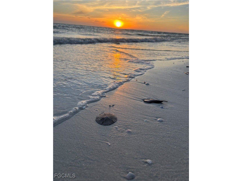 Welcome to your slice of paradise in Fort Myers, Florida! This - Beach Condo for sale in Fort Myers Beach, Florida on Beachhouse.com