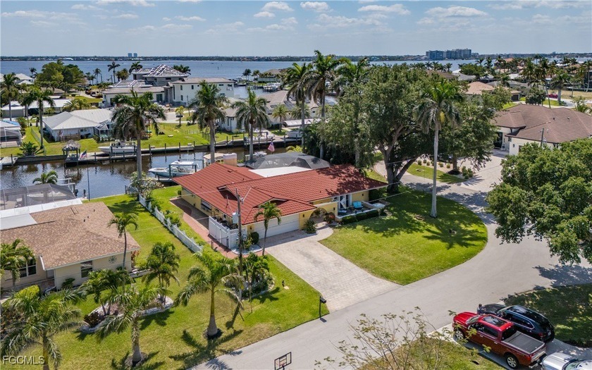 *** PRIME LOCATION *** Welcome to a boater's dream home - Beach Home for sale in Cape Coral, Florida on Beachhouse.com