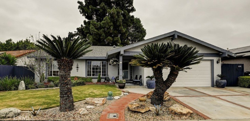 Tranquil single-story home located in a quiet interior location - Beach Home for sale in Mission Viejo, California on Beachhouse.com