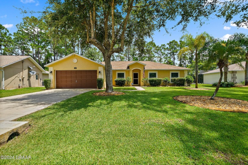 WOW !!!  Pine Lakes POOL home.  Very clean.  3 Bedroom, 2 Bath - Beach Home for sale in Palm Coast, Florida on Beachhouse.com