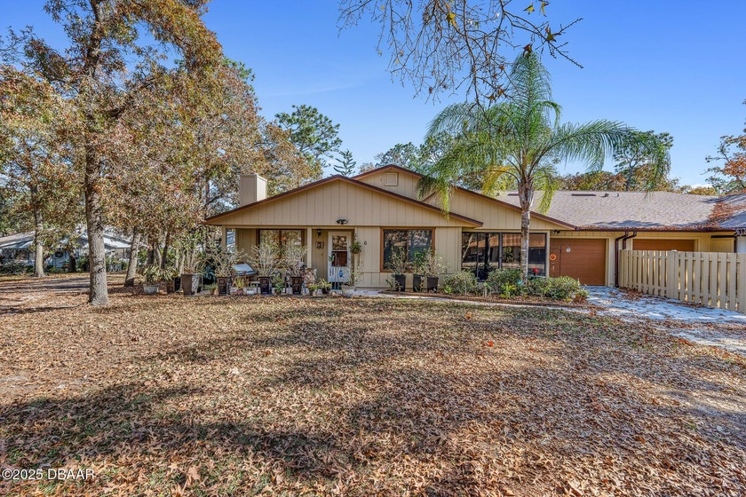 Don't miss this 2 bedroom 2 bath home in sought after Summer - Beach Home for sale in Port Orange, Florida on Beachhouse.com