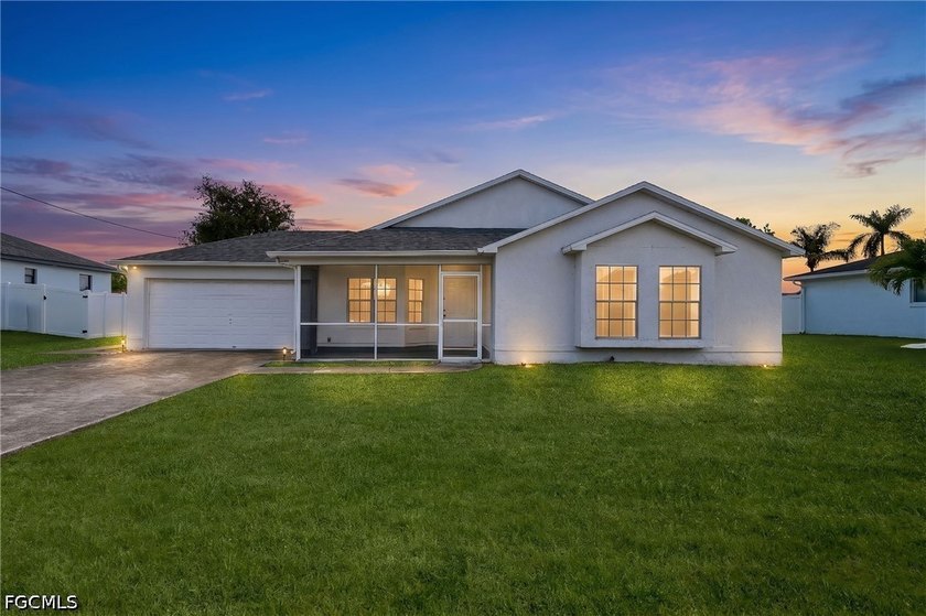 Welcome home to this charming property located in beautiful Cape - Beach Home for sale in Cape Coral, Florida on Beachhouse.com