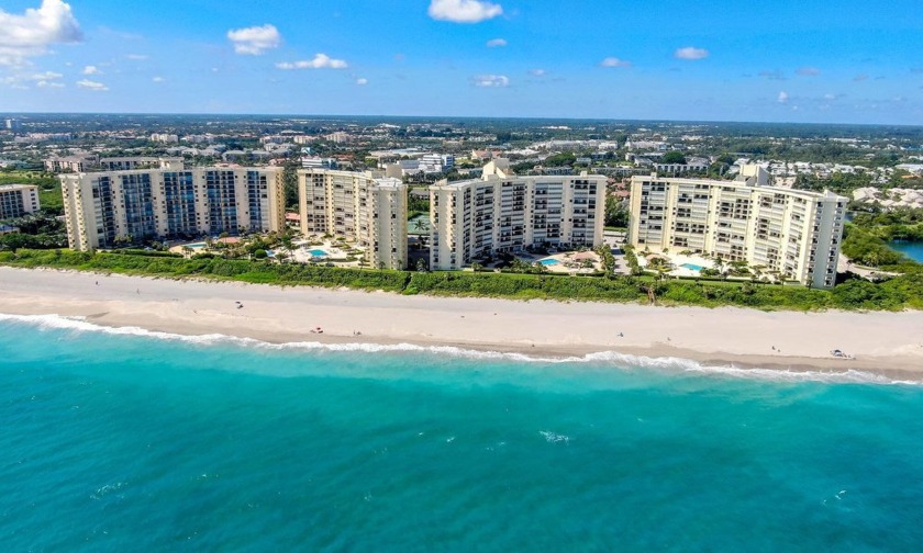 Experience luxurious, resort-style living and sweeping ocean - Beach Condo for sale in Jupiter, Florida on Beachhouse.com