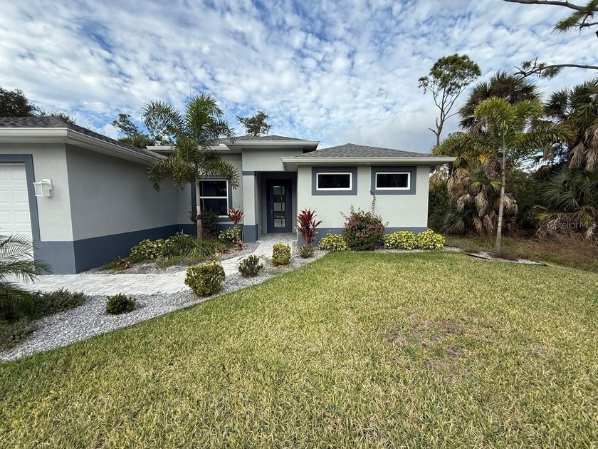 BRING ALL OFFERS! PRICED $70K+ BELOW SELLER'S COST! SELLER'S - Beach Home for sale in Port Charlotte, Florida on Beachhouse.com