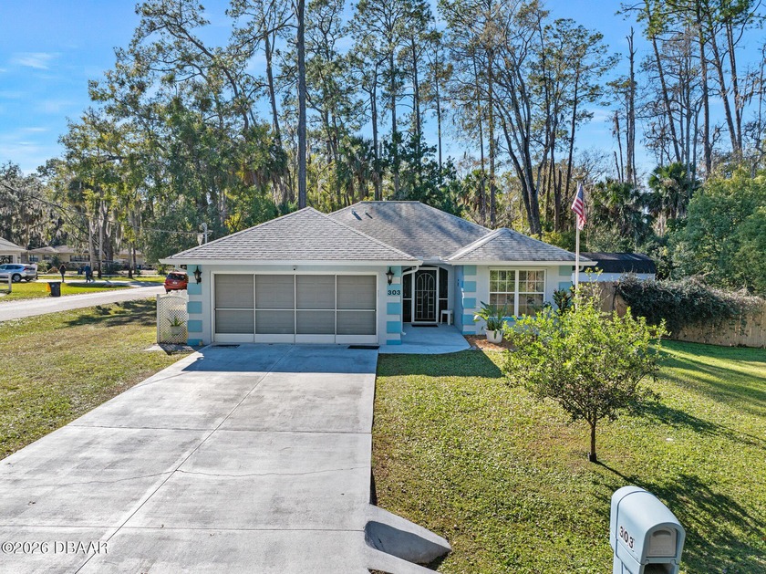 Welcome to 303 N Anderson St, a turnkey, move-in ready 3-bedroom - Beach Home for sale in Bunnell, Florida on Beachhouse.com