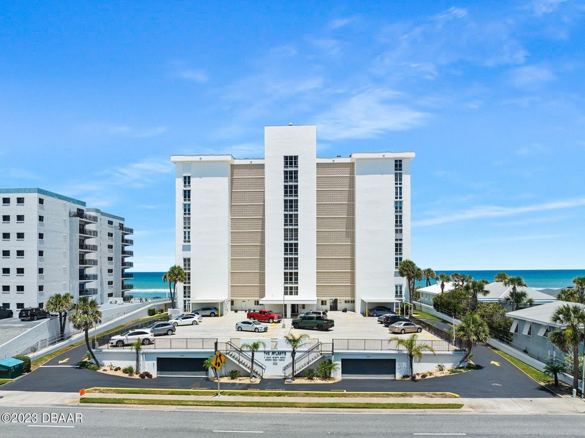 This exquisite condo offers beautiful ocean views from the - Beach Condo for sale in Ormond Beach, Florida on Beachhouse.com