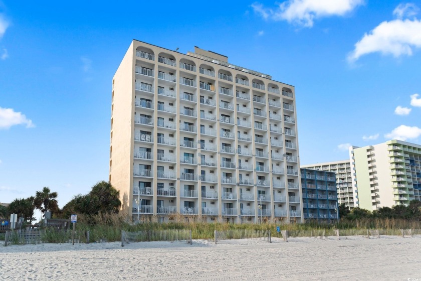 Step into this newly remodeled end unit and be greeted by a - Beach Condo for sale in Myrtle Beach, South Carolina on Beachhouse.com