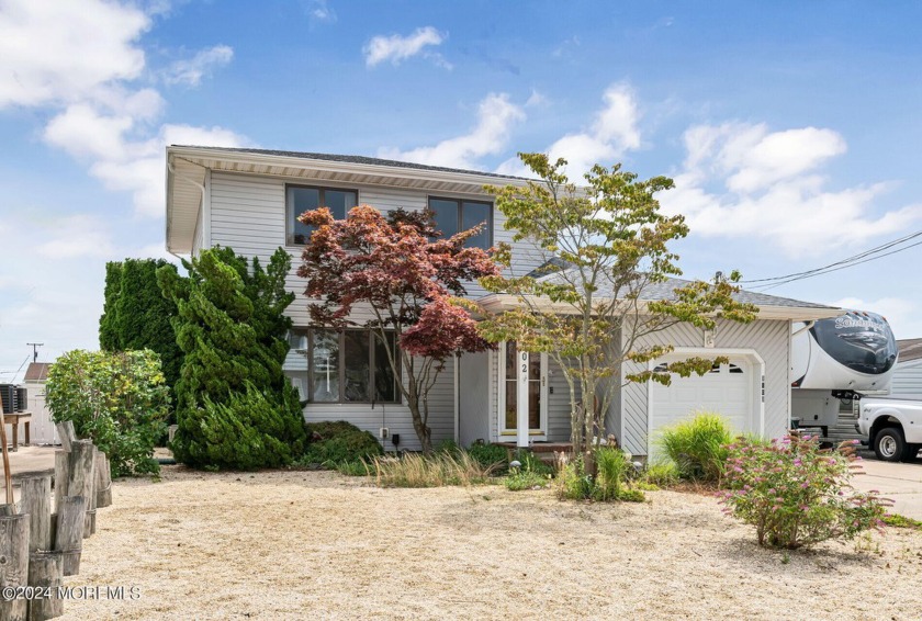 WELCOME HOME to your very own piece of paradise here at this - Beach Home for sale in Lanoka Harbor, New Jersey on Beachhouse.com