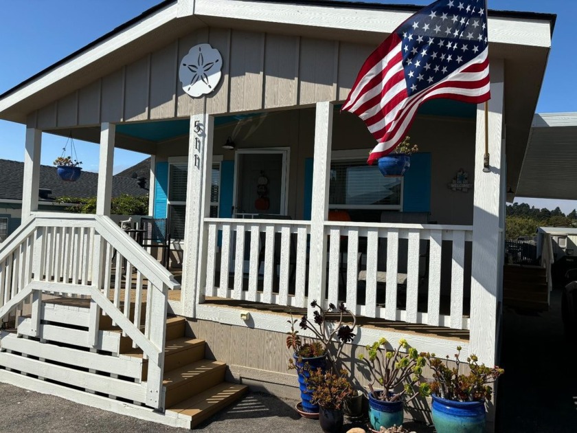 Presenting a lovely, three bedroom, two bath Cape Cod style - Beach Home for sale in Morro Bay, California on Beachhouse.com