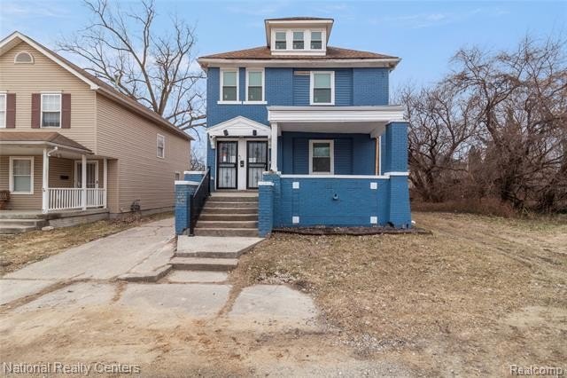 Rental Ready! Turnkey, fully renovated duplex with both units - Beach Lot for sale in Detroit, Michigan on Beachhouse.com