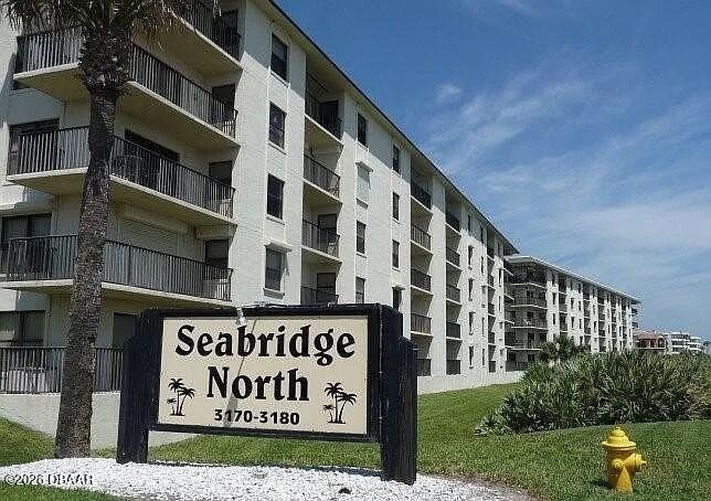 Live right on the coast just steps from the ocean! Wake up to - Beach Condo for sale in Ormond Beach, Florida on Beachhouse.com