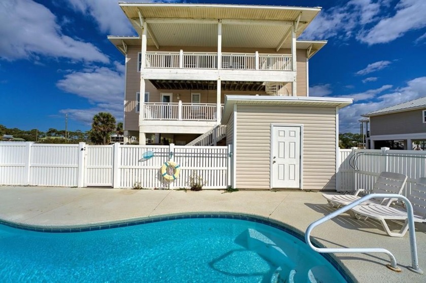 *Blue Skies* St. George Island well-maintained home is just a - Beach Home for sale in St. George Island, Florida on Beachhouse.com