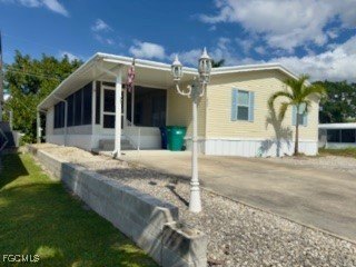 Welcome Home! This fully remodeled manufactured home is located - Beach Home for sale in Fort Myers, Florida on Beachhouse.com