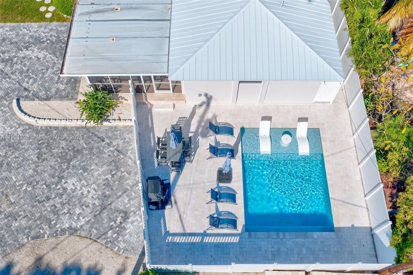 Paradise in an X Flood zone, in one of the sought out - Beach Home for sale in Key Largo, Florida on Beachhouse.com