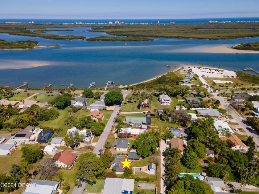 Excellent opportunity to own this highly desired location - Beach Home for sale in Edgewater, Florida on Beachhouse.com