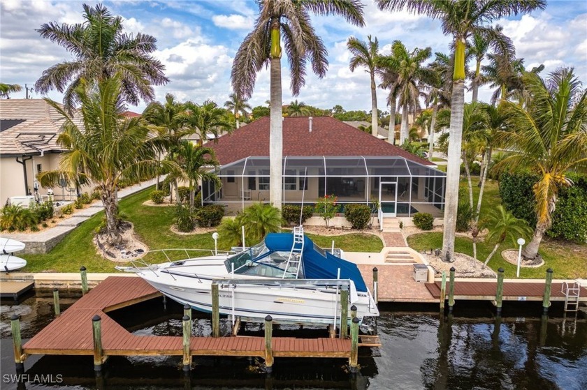 SAILBOAT ACCESS POOL HOME - MINUTES TO OPEN WATER! Nestled in - Beach Home for sale in Cape Coral, Florida on Beachhouse.com