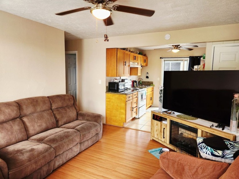 Discover the perfect investment opportunity with this charming - Beach Condo for sale in Hilo, Hawaii on Beachhouse.com