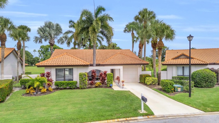 Enjoy golf-course lifestyle in this beautiful home in Martin - Beach Home for sale in Palm City, Florida on Beachhouse.com