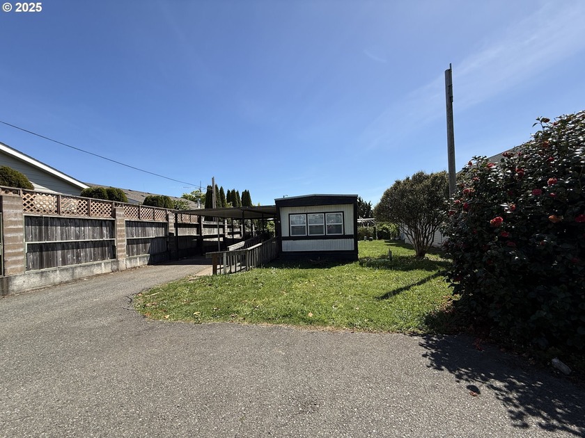 Affordable Coastal Living in a 55+ Community Near the Port of - Beach Home for sale in Brookings, Oregon on Beachhouse.com