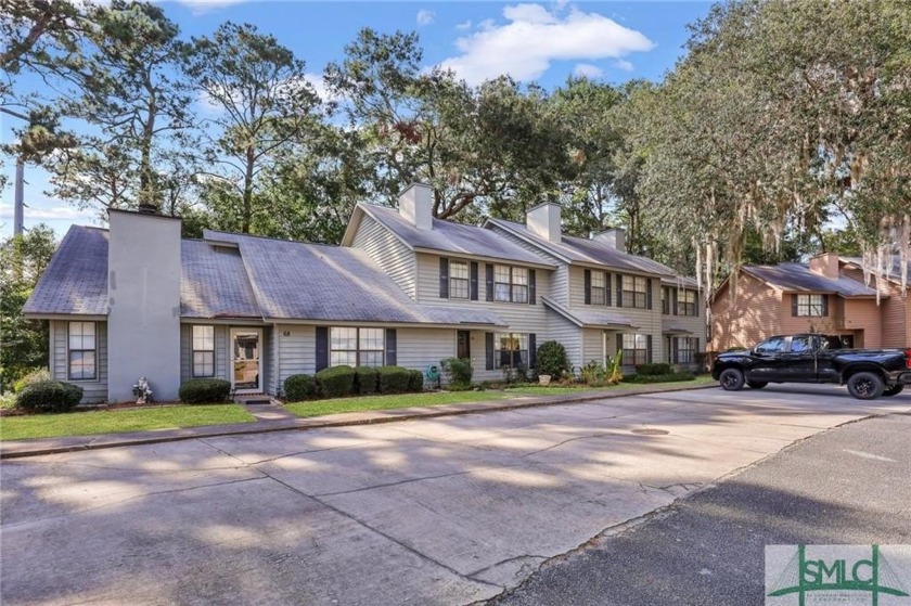 You don't want to miss this 2 bedroom, 2.5 bathroom townhome in - Beach Home for sale in Savannah, Georgia on Beachhouse.com