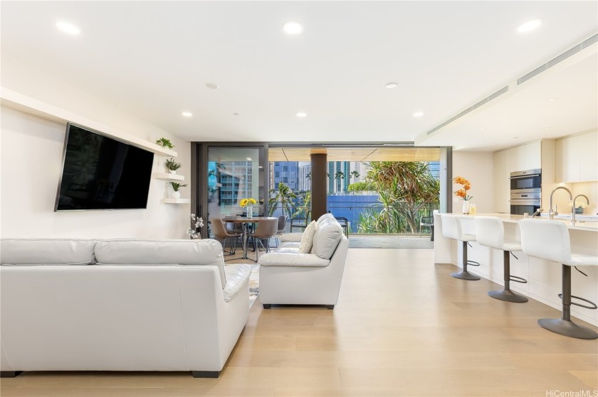 Experience the ultimate in luxury island living at Park Lane Ala - Beach Condo for sale in Honolulu, Hawaii on Beachhouse.com