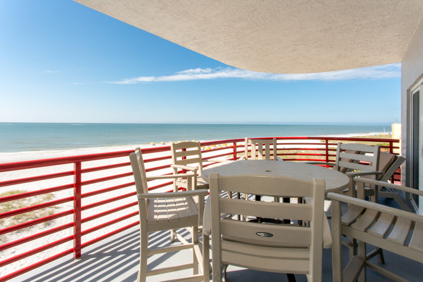 Ultimate Designer Luxury - Top Floor Corner - Private Balcony - - Beach Vacation Rentals in Madeira Beach, Florida on Beachhouse.com
