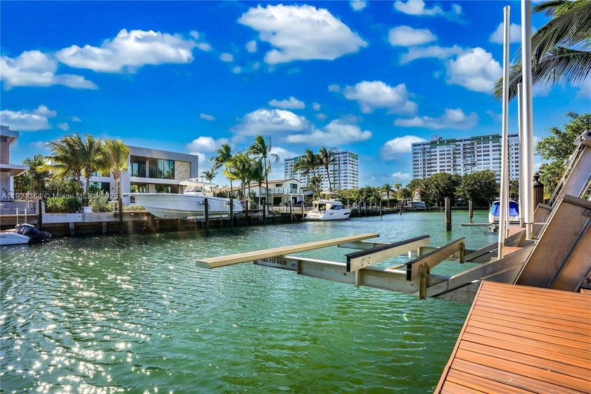 A Boater's Dream in Prestigious Sans Souci Estates! This - Beach Home for sale in North Miami, Florida on Beachhouse.com