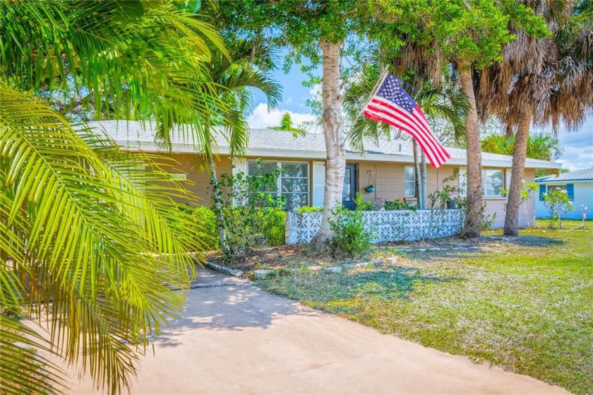 Located West of the Trail in a desirable beach community, this - Beach Home for sale in Nokomis, Florida on Beachhouse.com