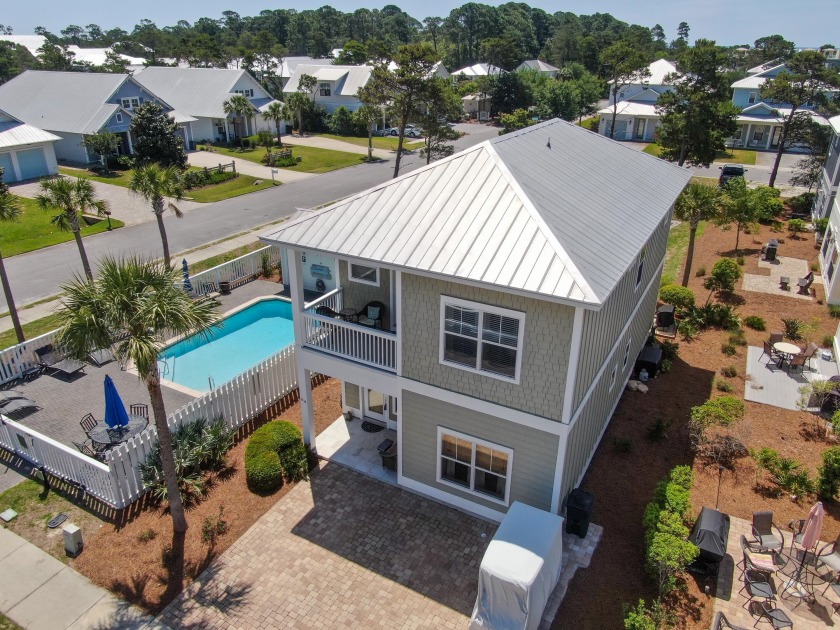Don't miss out on this meticulously maintained & beautifully - Beach Home for sale in Santa Rosa Beach, Florida on Beachhouse.com