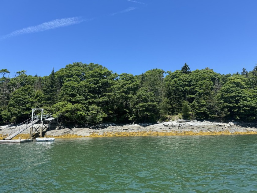 Create your own private, off-grid retreat in scenic Duck Cove on - Beach Lot for sale in Harpswell, Maine on Beachhouse.com